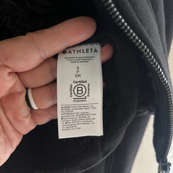 Athleta Westbound Sherpa Jacket in black - Picture 9 of 9